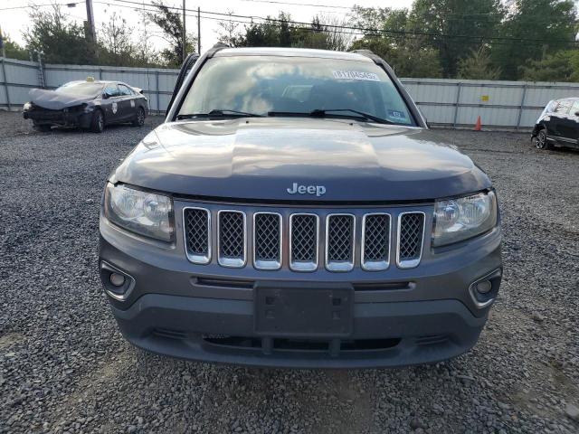 1C4NJDEB8HD168042 - 2017 JEEP COMPASS LATITUDE GRAY photo 5