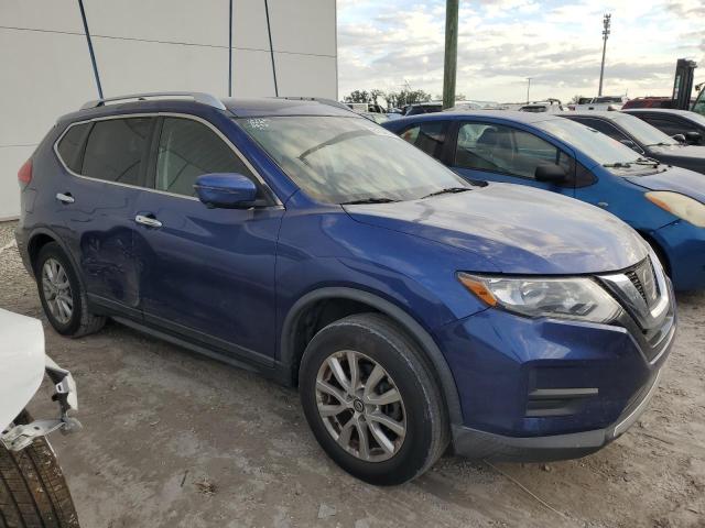 KNMAT2MT7HP585593 - 2017 NISSAN ROGUE S BLUE photo 4