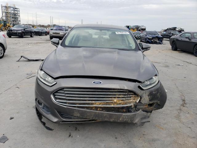 1FA6P0HD8E5376720 - 2014 FORD FUSION SE GRAY photo 5