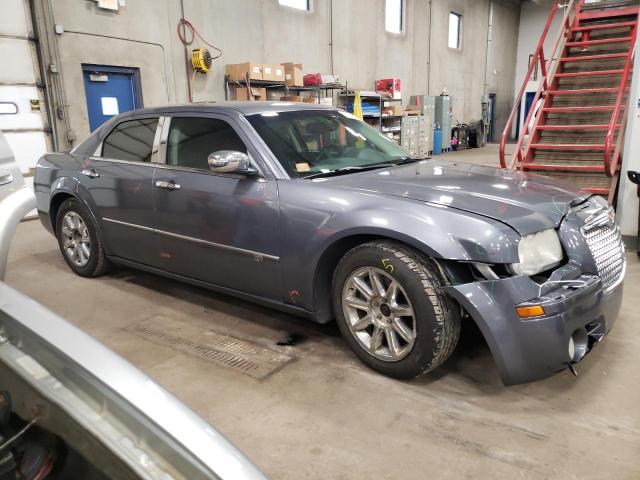 2C3CA6CT4AH114796 - 2010 CHRYSLER 300C GRAY photo 4