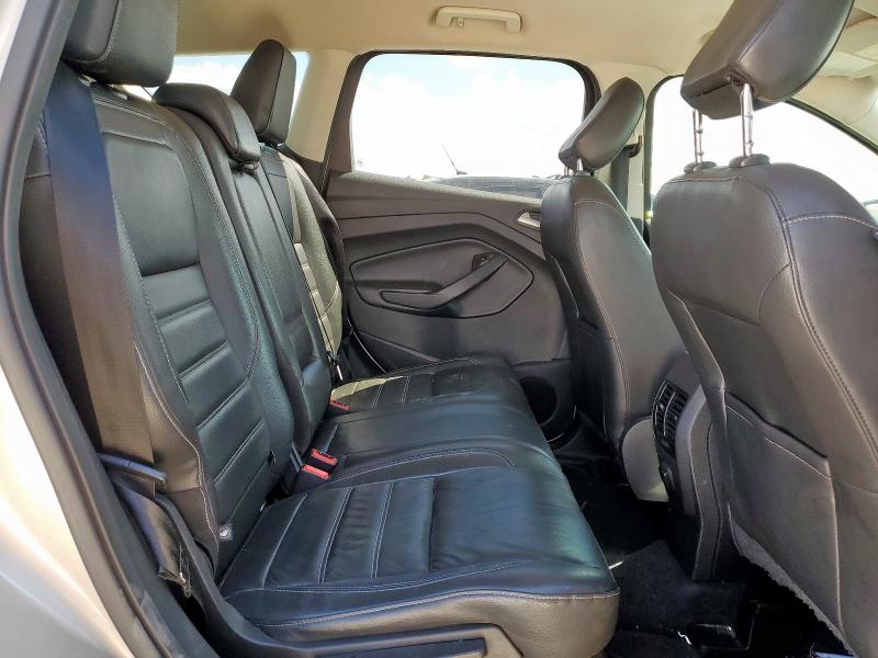 1FMCU9HD0JUA99342 - 2018 FORD ESCAPE SEL ბეჟი ფოტო 11