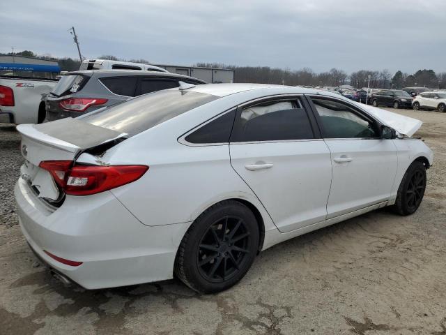 5NPE24AF3GH282075 - 2016 HYUNDAI SONATA SE WHITE photo 3