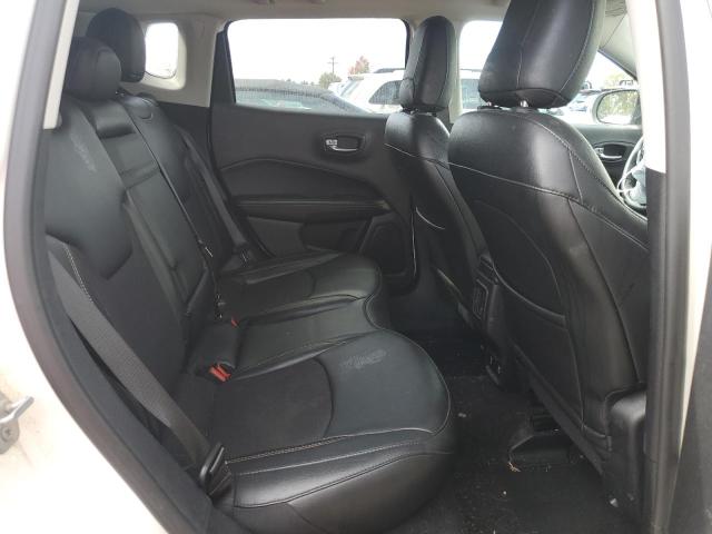 3C4NJDBB7KT661104 - 2019 JEEP COMPASS LATITUDE أبيض صورة 11