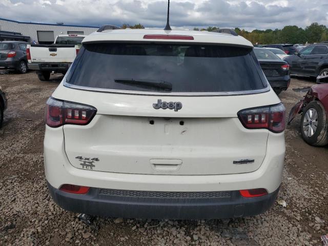 3C4NJDBB7KT661104 - 2019 JEEP COMPASS LATITUDE أبيض صورة 6