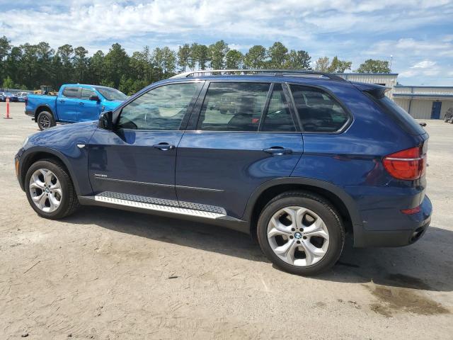 5UXZV8C57BL417422 - 2011 BMW X5 XDRIVE50I BLUE photo 2