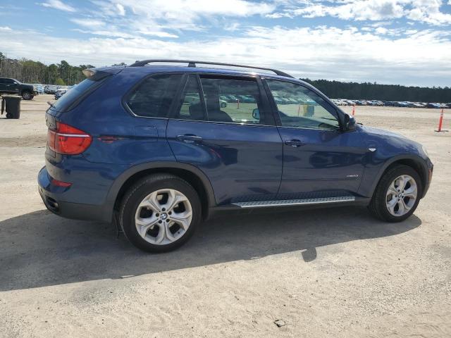 5UXZV8C57BL417422 - 2011 BMW X5 XDRIVE50I BLUE photo 3