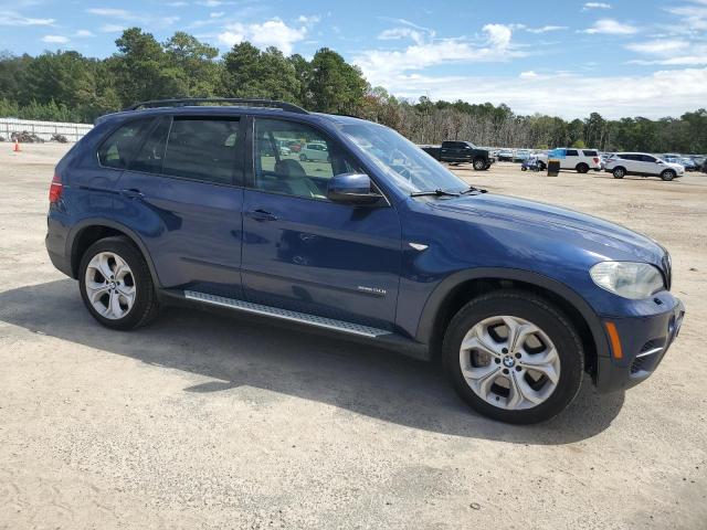 5UXZV8C57BL417422 - 2011 BMW X5 XDRIVE50I BLUE photo 4
