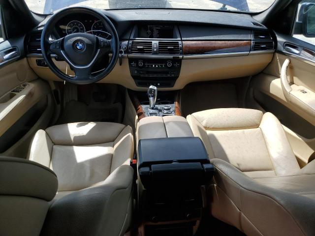 5UXZV8C57BL417422 - 2011 BMW X5 XDRIVE50I BLUE photo 8