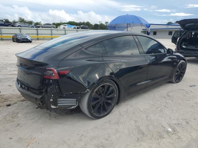5YJ3E1EB5JF184823 - 2018 TESLA MODEL 3 Schwarz Foto 3