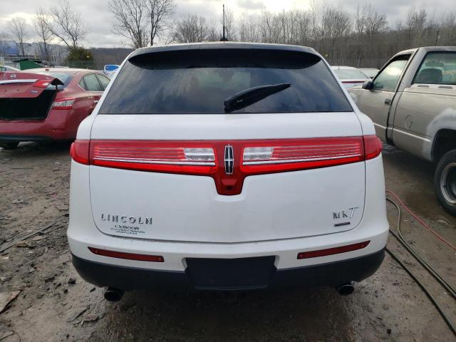 2LMHJ5AT9BBJ50048 - 2011 LINCOLN MKT WHITE photo 6