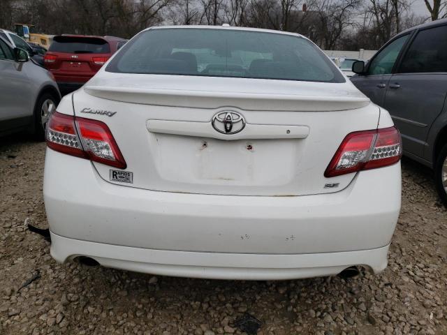 4T1BF3EK4AU522803 - 2010 TOYOTA CAMRY BASE WHITE photo 6