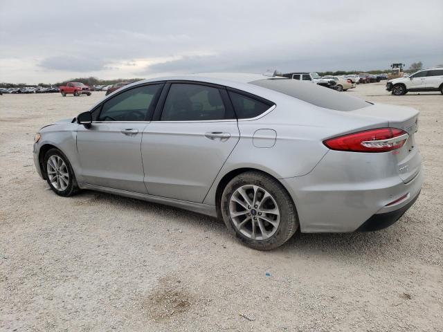 3FA6P0HD0LR229804 - 2020 FORD FUSION SE SILVER photo 2