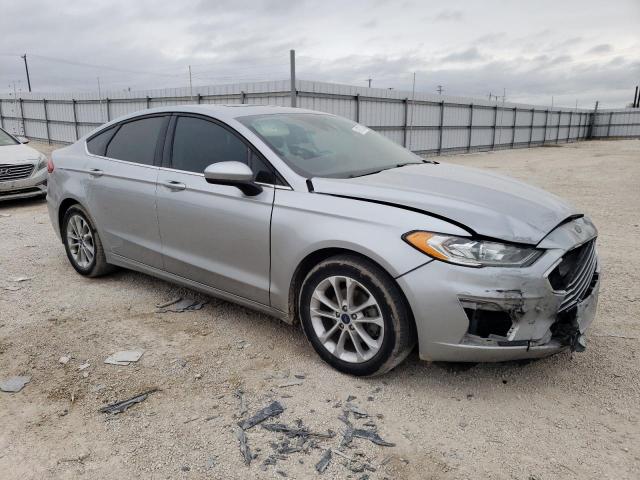 3FA6P0HD0LR229804 - 2020 FORD FUSION SE SILVER photo 4