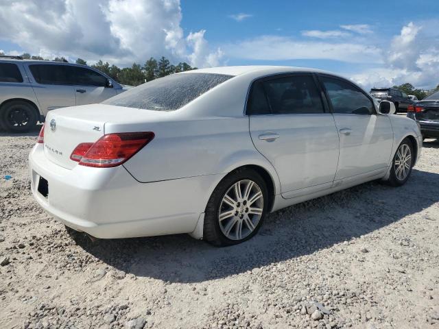 4T1BK36B65U013764 - 2005 TOYOTA AVALON XL 白色 照片 3