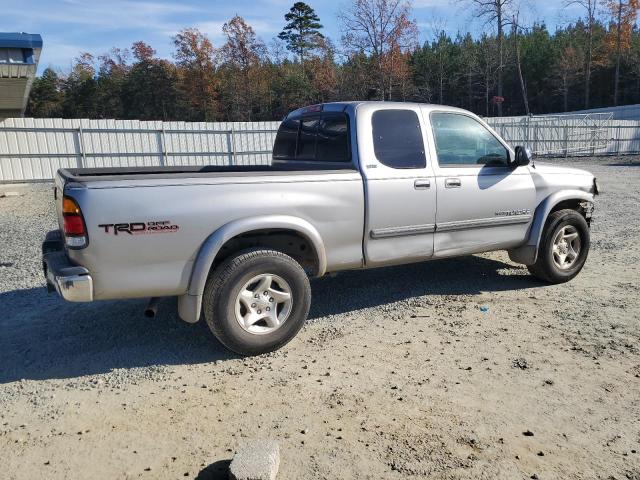 5TBRT341X4S440659 - 2004 TOYOTA TUNDRA ACCESS CAB SR5 SILVER photo 3