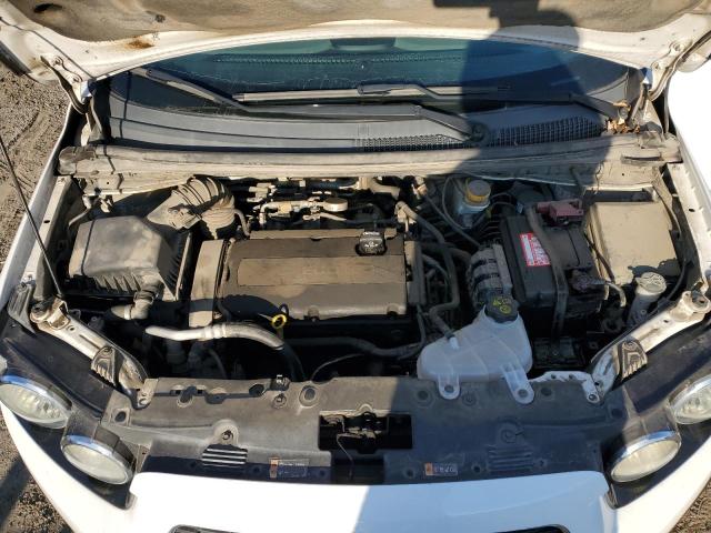 1G1JA5SG6F4121117 - 2015 CHEVROLET SONIC LS WHITE photo 11