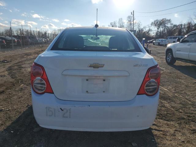 1G1JA5SG6F4121117 - 2015 CHEVROLET SONIC LS WHITE photo 6