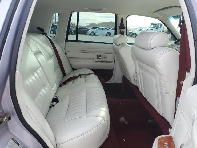 1LNLM81W7RY639957 - 1994 LINCOLN TOWN CAR EXECUTIVE SILVER photo 10