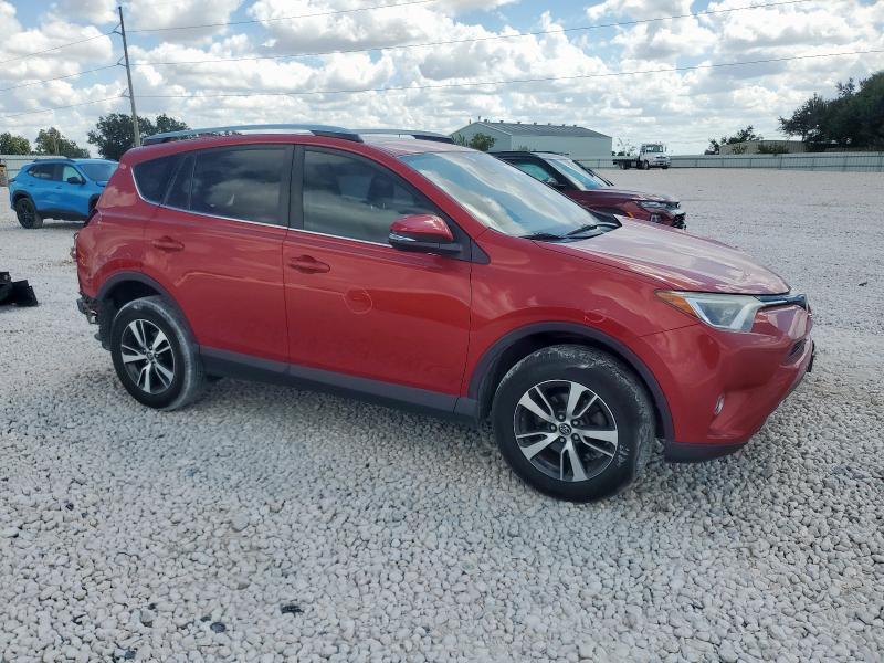 JTMWFREV7HJ108901 - 2017 TOYOTA RAV4 XLE Qırmızı foto 4