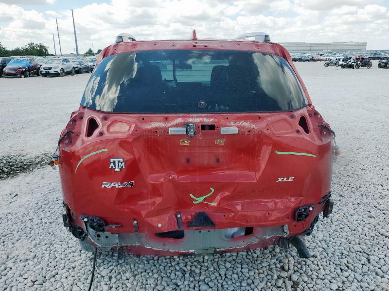 JTMWFREV7HJ108901 - 2017 TOYOTA RAV4 XLE Qırmızı foto 6