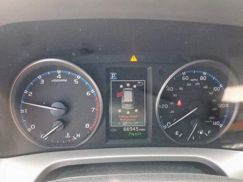 JTMWFREV7HJ108901 - 2017 TOYOTA RAV4 XLE Qırmızı foto 9