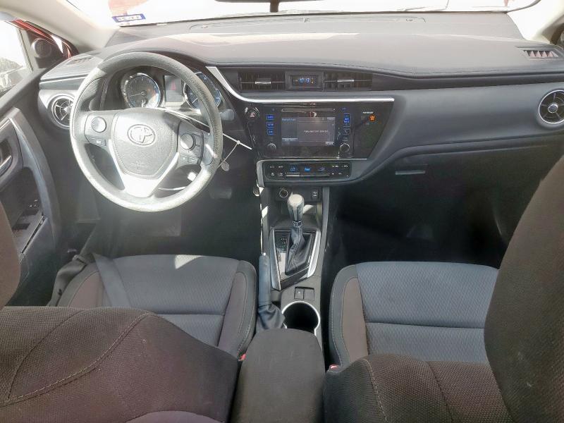 5YFBURHE7HP605801 - 2017 TOYOTA COROLLA L 红色 照片 8