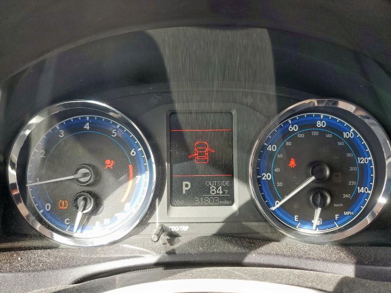 5YFBURHE7HP605801 - 2017 TOYOTA COROLLA L 红色 照片 9