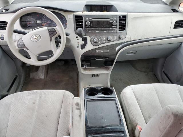 5TDKK3DC2CS191155 - 2012 TOYOTA SIENNA LE GRAY photo 8
