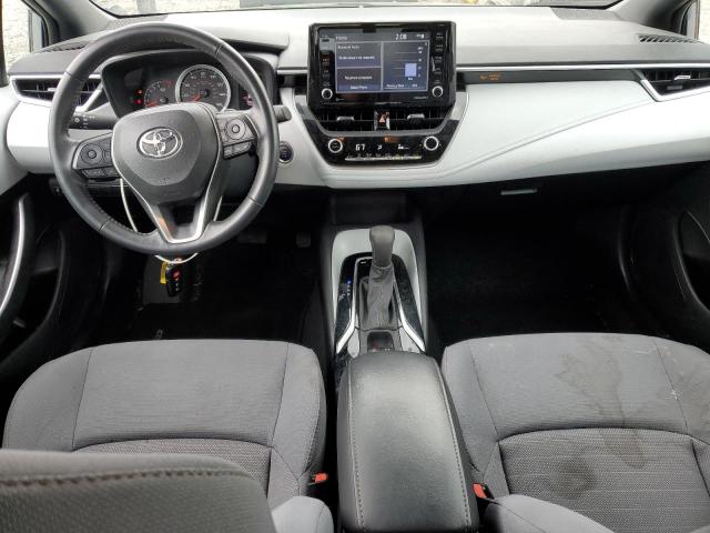 5YFS4MCE5NP135953 - 2022 TOYOTA COROLLA SE ნაცრისფერი ფოტო 8