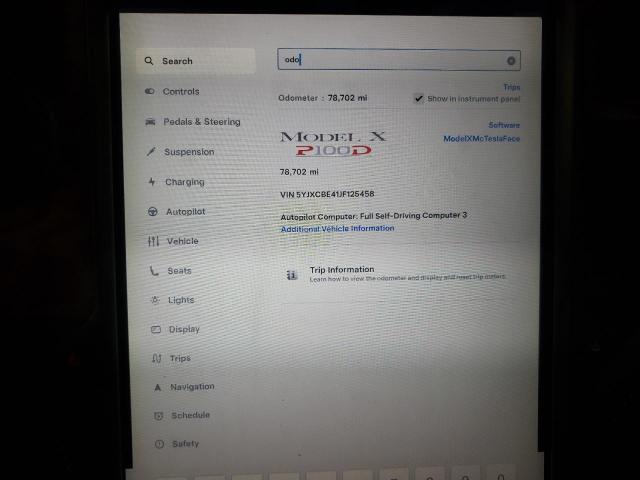 5YJXCBE41JF125458 - 2018 TESLA MODEL X Siyah fotoğraf 9