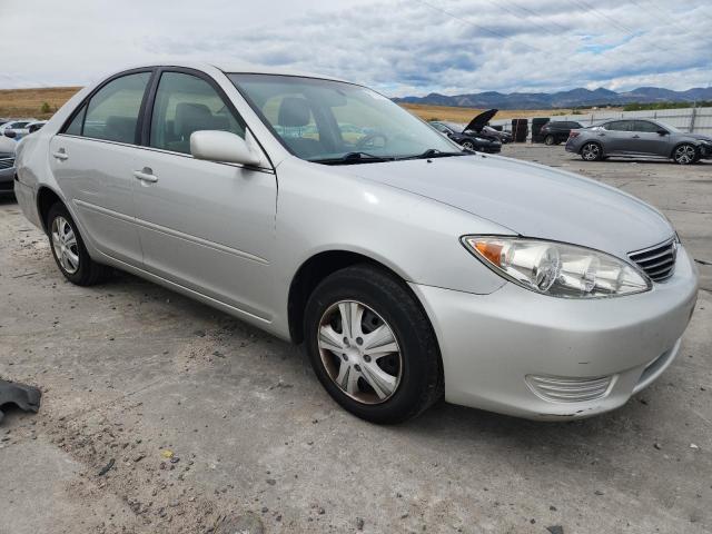4T1BE32K46U108001 - 2006 TOYOTA CAMRY LE SILVER photo 4