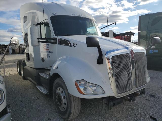 2018 KENWORTH CONSTRUCTI T680, 