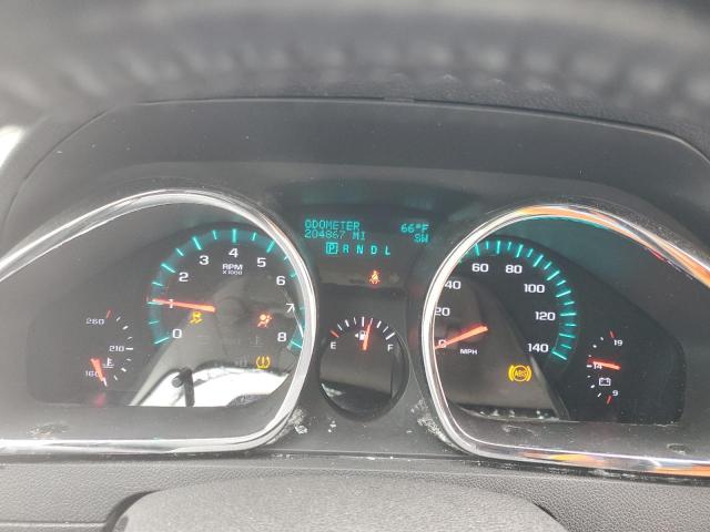 1GNLVFED9AJ264544 - 2010 CHEVROLET TRAVERSE LT SILVER photo 9