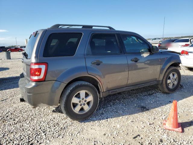 1FMCU0D72BKA27289 - 2011 FORD ESCAPE XLT GRAY photo 3