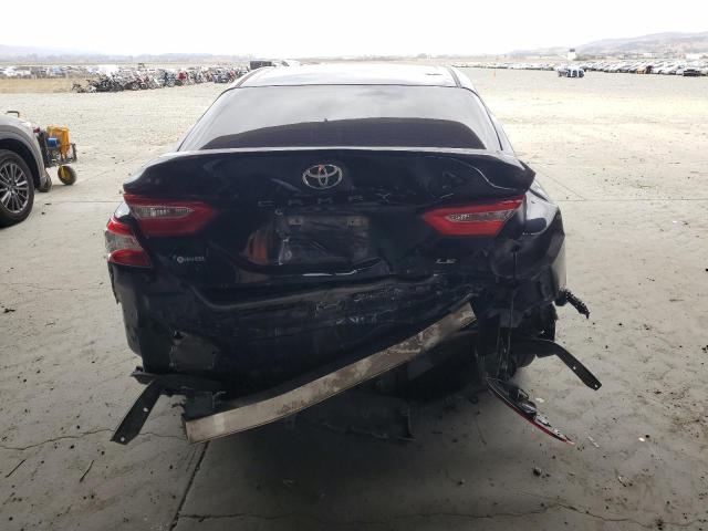 4T1B11HK7JU612123 - 2018 TOYOTA CAMRY L BLUE photo 6