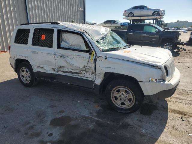 1C4NJPBBXED894230 - 2014 JEEP PATRIOT SPORT 白色 照片 4