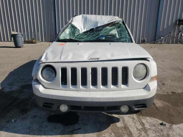 1C4NJPBBXED894230 - 2014 JEEP PATRIOT SPORT 白色 照片 5