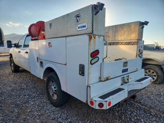 1GC1KVC81BF209289 - 2011 CHEVROLET SILVERADO K2500 HEAVY DUTY WHITE photo 2