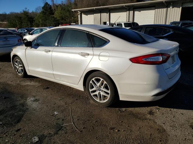 3FA6P0HD6GR286885 - 2016 FORD FUSION SE WHITE photo 2