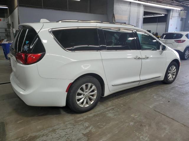 2C4RC1BG2JR112210 - 2018 CHRYSLER PACIFICA TOURING L WHITE photo 3