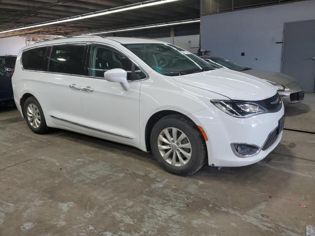 2C4RC1BG2JR112210 - 2018 CHRYSLER PACIFICA TOURING L WHITE photo 4