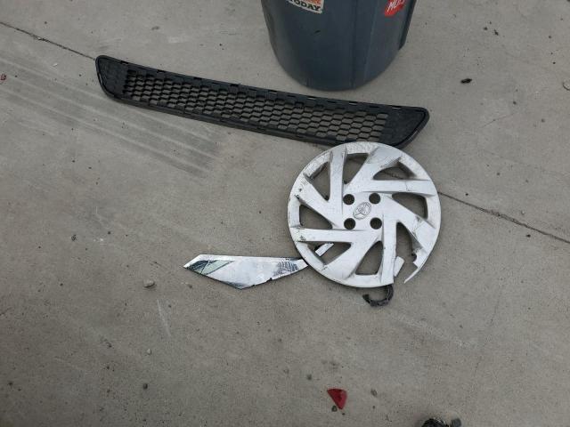 JTDKDTB38G1118405 - 2016 TOYOTA PRIUS C WHITE photo 12