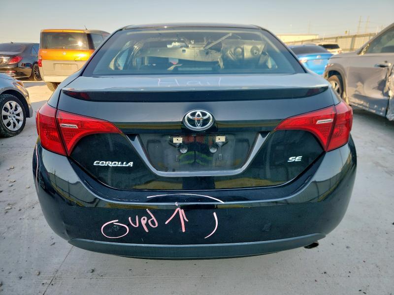 5YFBURHE2HP651388 - 2017 TOYOTA COROLLA L BLACK photo 6