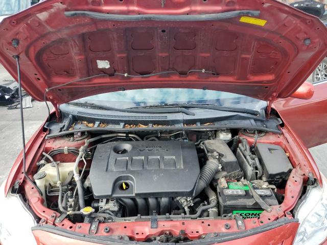 5YFBU4EE9DP202856 - 2013 TOYOTA COROLLA BASE أحمر صورة 11