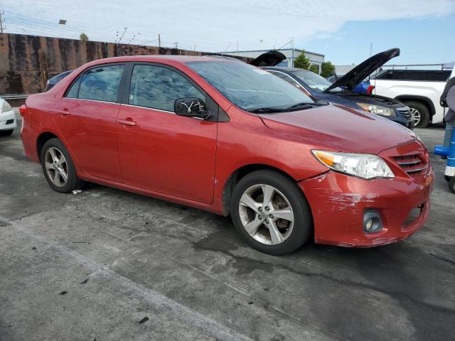 5YFBU4EE9DP202856 - 2013 TOYOTA COROLLA BASE أحمر صورة 4