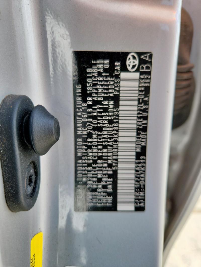 5YFBURHE3KP861795 - 2019 TOYOTA COROLLA L SILVER photo 13