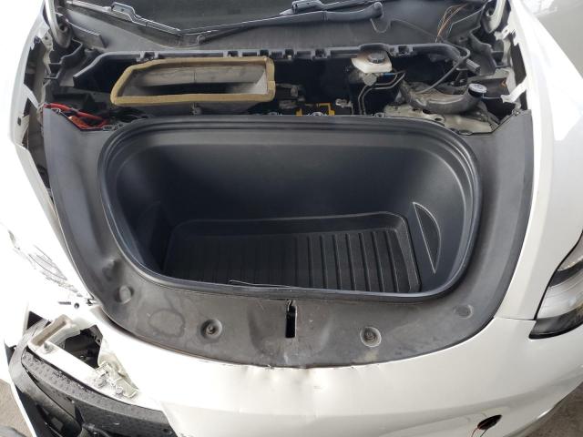 5YJYGDEE5LF055589 - 2020 TESLA MODEL Y WHITE photo 11