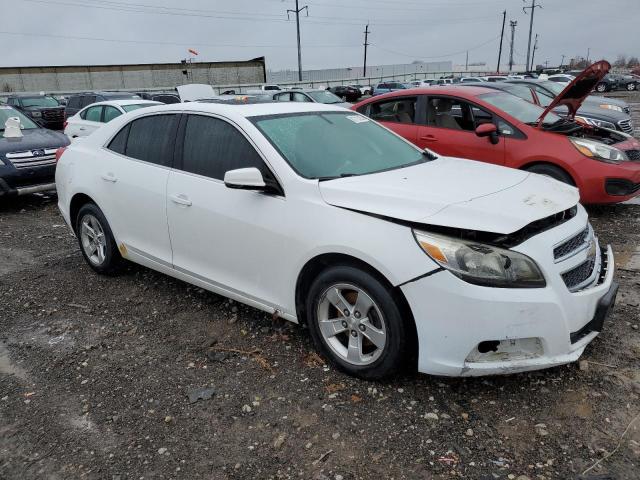 1G11B5SA8DF175903 - 2013 CHEVROLET MALIBU LS WHITE photo 4