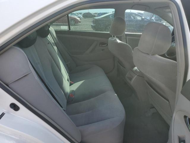 4T1BF3EK9AU576842 - 2010 TOYOTA CAMRY BASE WHITE photo 10