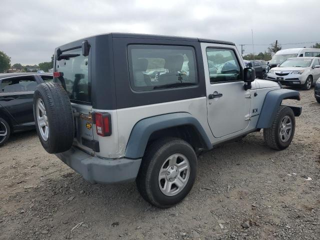 1J4FA24119L771367 - 2009 JEEP WRANGLER X SILVER photo 3